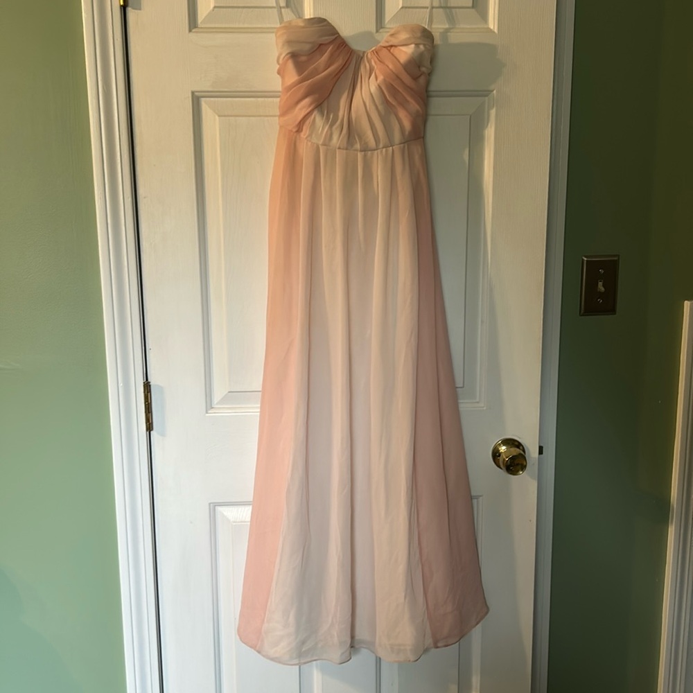 Beautiful Jim Hjelm two tone pink pleated chiffon dress size 2.